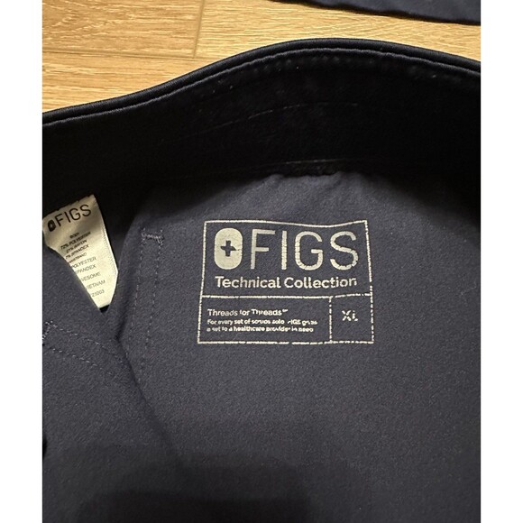 Women’s Figs Scrub Set Navy Blue Limited Top XXL & Livingston Pants XL GUC! - Picture 5 of 7